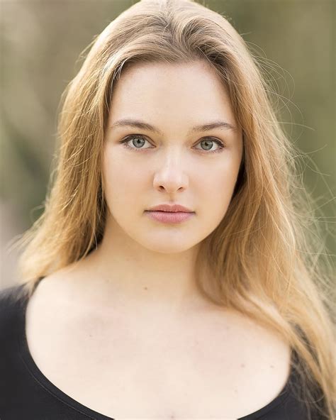 chloé booyens